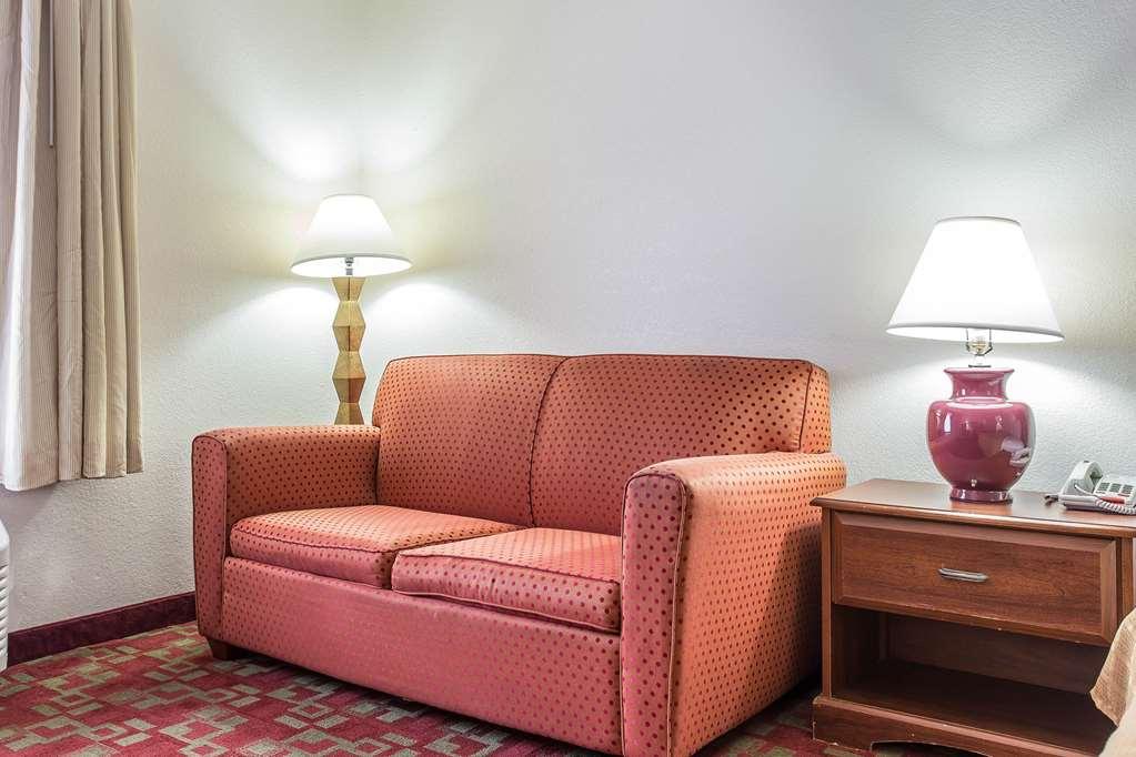 Quality Inn Greenville Near University Habitación foto