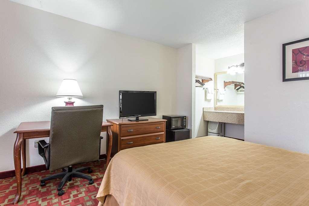 Quality Inn Greenville Near University Habitación foto